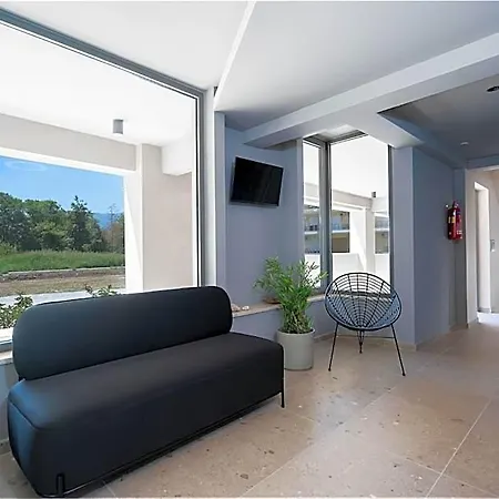Funtuki Seaside 4*