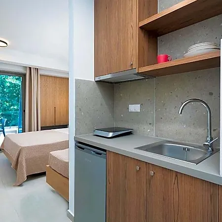 Funtuki Seaside 4*