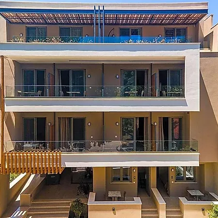 Funtuki Seaside Hotel 4*